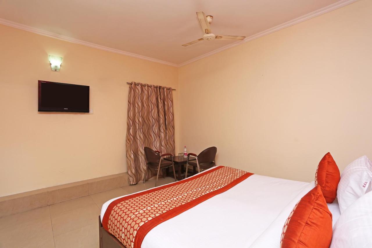 Hotel Aero Look Nowe Delhi Zewnętrze zdjęcie