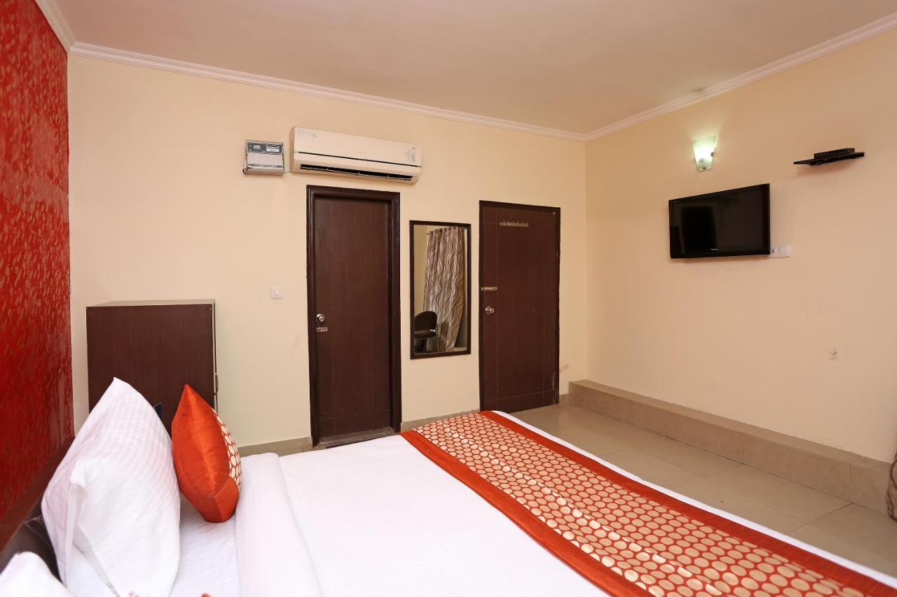 Hotel Aero Look Nowe Delhi Zewnętrze zdjęcie